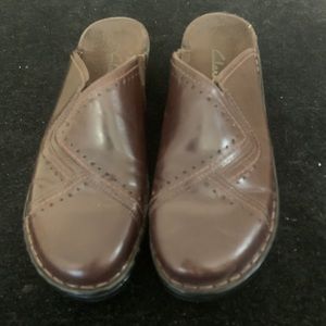 Brown Clark’s mules